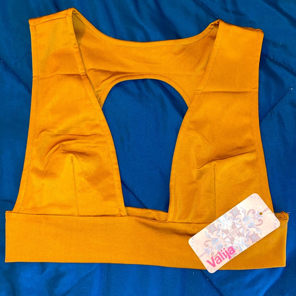 Crop top size S, brand new.